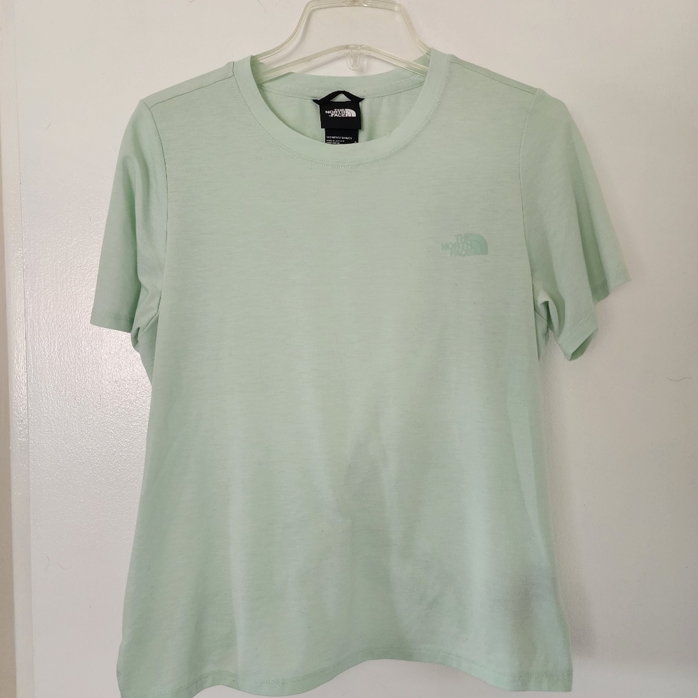 The North Face Women's Light Green Short Sleeve Tee